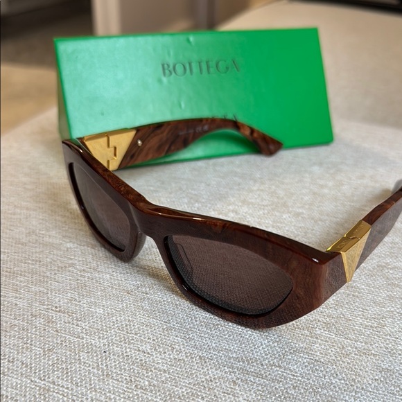 Bottega Veneta Dark Brown Sunglasses - Picture 1 of 6